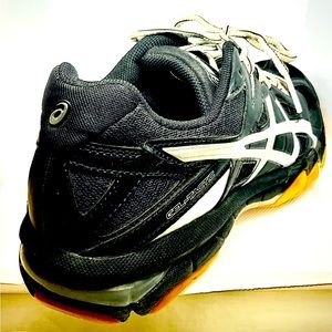 ASICS Gel-Tactic Women’s Volleyball Shoes